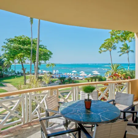 Velero Beach Resort