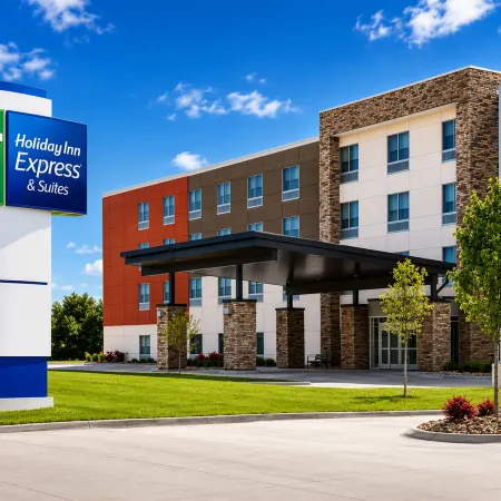 Holiday Inn Express & Suites LINDALE - TYLER by IHG