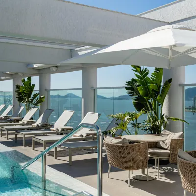 LK Design Hotel Florianópolis Отели рядом с достопримечательностью «Площадь Алфандега»
