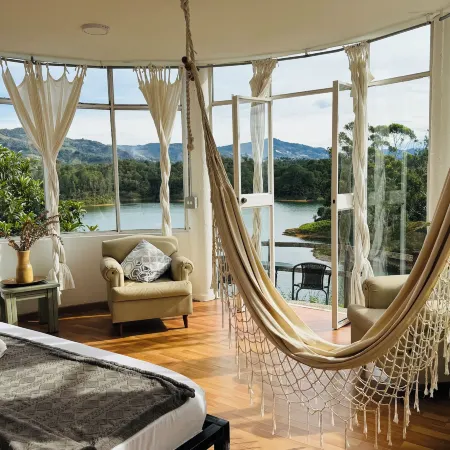 La Madriguera Hotel Guatapé Con Embalse