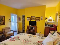Hobbs House - 3-Star