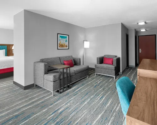 Hampton Inn Phoenix-Biltmore Отели рядом с достопримечательностью «Альгамбра»