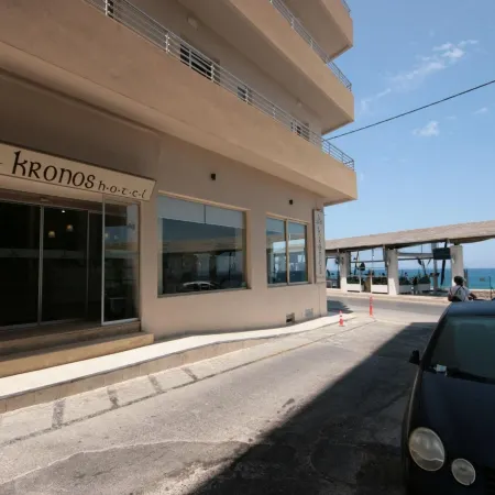 Kronos Hotel