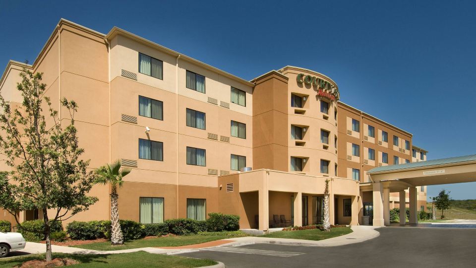 Courtyard by Marriott San Antonio Lackland