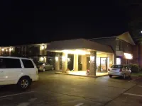 Oasis Motel by the Falls - خدمة نقل من وإلى المطار