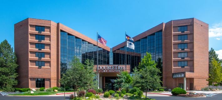 DoubleTree by Hilton Denver-Aurora Отели в г. Орора