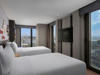 Aloft Istanbul Karakoy