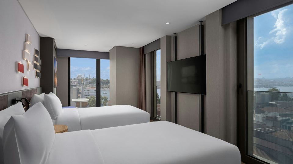Aloft Istanbul Karakoy