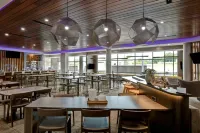 SpringHill Suites Orangeburg - Bãi đậu xe