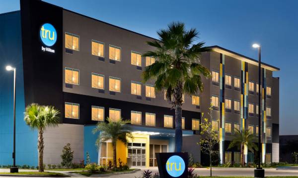 Tru by Hilton Webster Houston Nasa