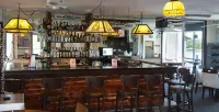 Bell Channel Inn Hotel - bar