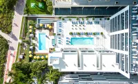 Hilton Cabana Miami Beach Resort - Rooftop Pools