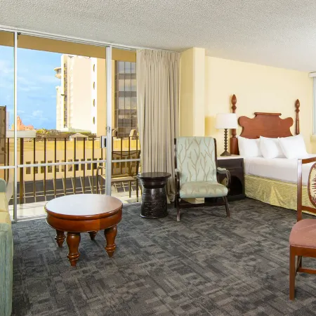 Ohia Waikiki Studio Suites