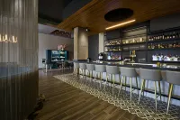 Archer Hotel Falls Church - bar
