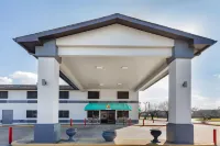 Super 8 by Wyndham League City/Kemah Area - Pysäköinti
