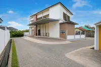 Hotel O Teratays Homestay - Bintang 3
