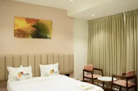 TTURA Kitchen Bar Rooftop & Rooms Pune - Quầy Bar