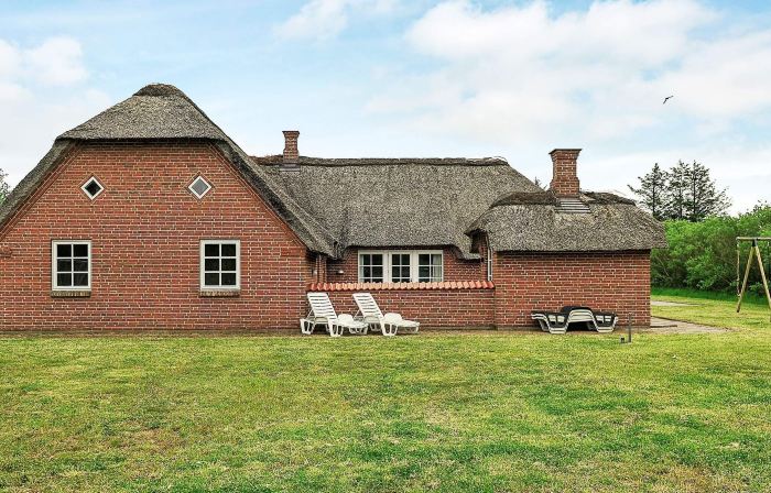 18 person holiday home in Ulfborg