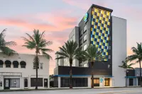 Tru by Hilton Ft. Lauderdale Airport - parking
