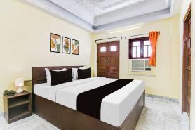 Hotel O Lenin Sarani