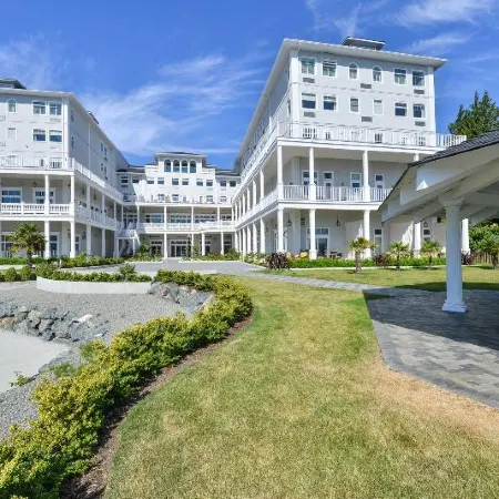 Prestige Oceanfront Resort, BW Premier Collection Отели в г. Сук