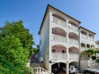 Marina Hotels in Razanj