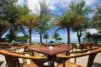 Phuket Graceland Resort and Spa - Breakfast