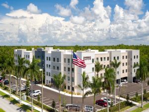 Staybridge Suites Naples - Marco Island