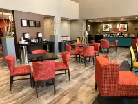 Hampton Inn and Suites Moore Các khách sạn ở Moore