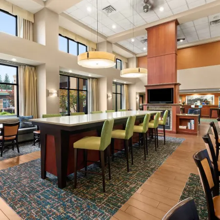 Hampton Inn & Suites Burlington