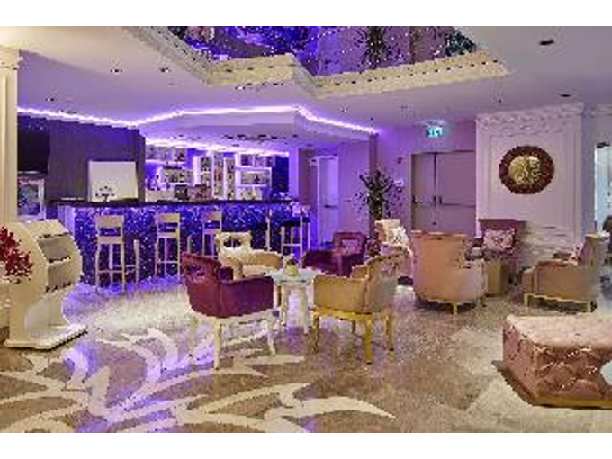 DoubleTree by Hilton Izmir - Alsancak