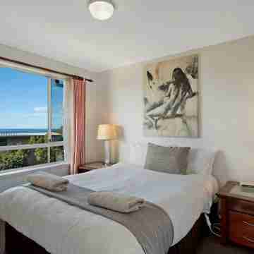 Eagle Heights Holiday Units Rooms