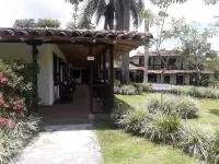 Finca Hotel Los Nogales Hotels in Quimbaya