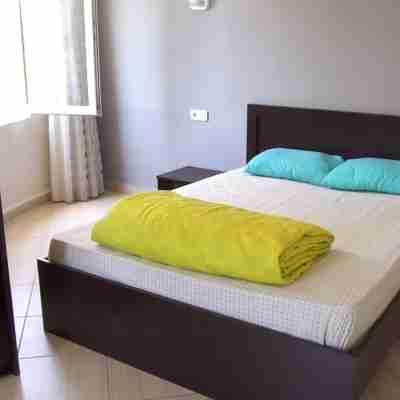 Private 3 Bedrooms Villa Close to Seapayallar 5 Rooms