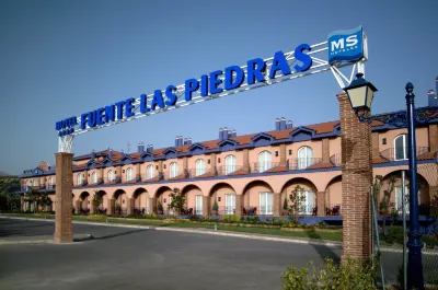 Hotel Fuente Las Piedras Hotels near Calle Paseo del Fresno