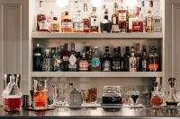 Experimental Chalet - bar