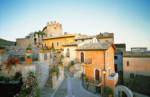 奧西尼城堡酒店