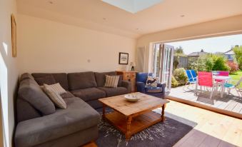 Blackberry 4 Bed Bembridge Holiday Home Sleeps 6 Adults 2 Children