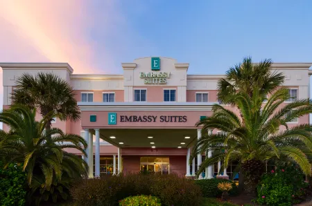 Embassy Suites by Hilton Destin Miramar Beach Отели в г. Мирамар-Бич