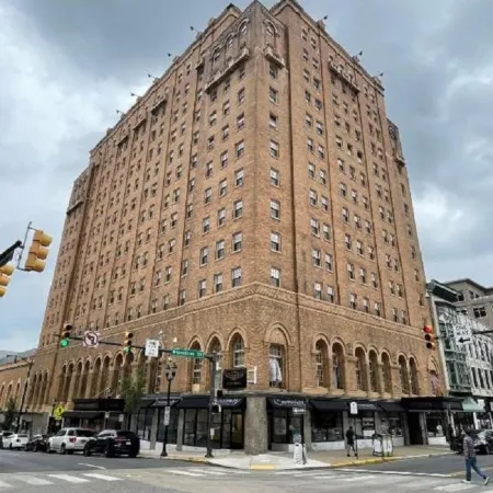 Americus Hotel