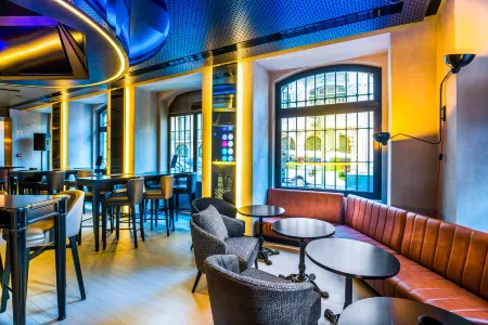 Pestana CR7 Lisboa Отели рядом с достопримечательностью «Триумфальная Арка на руа Аугушта»