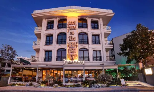 39 Kalamış Marina Hotel & Restaurant