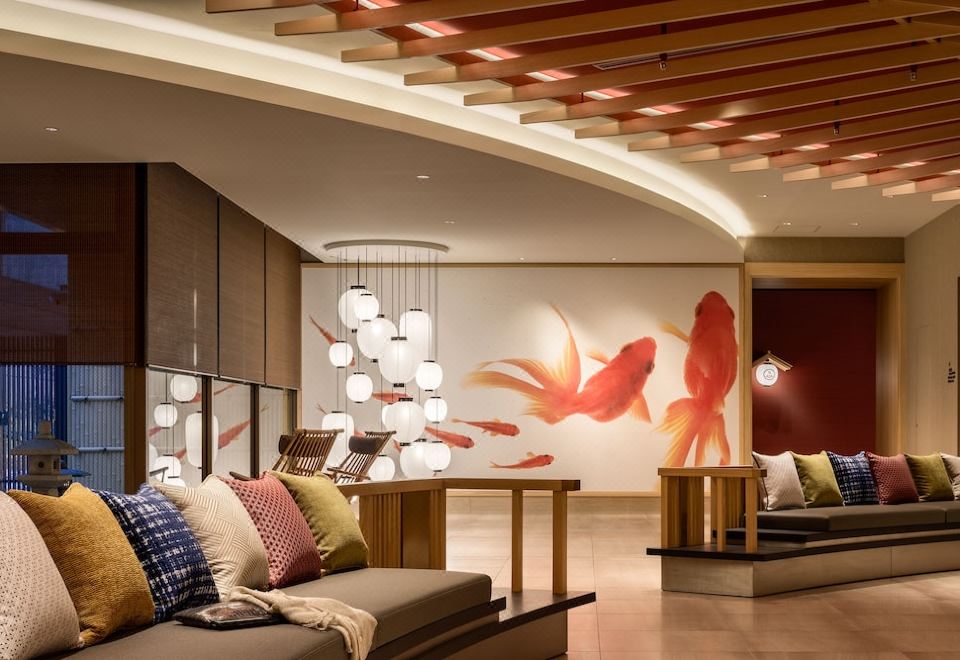 4. 미쓰이 가든 호..