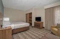 MainStay Suites Wilmington - University Area