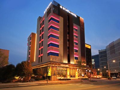 Stavia Hotel