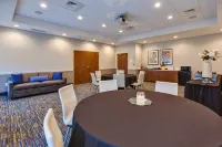 Holiday Inn Express & Suites Eau Claire West I-94 Hoteles en Eau Claire