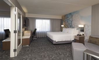 Courtyard Toronto Vaughan