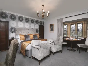 Great Fosters - Near Windsor
