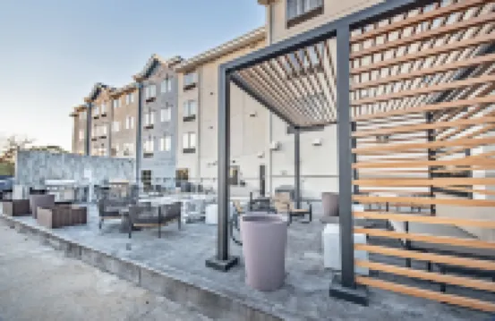 ステイブリッジ スイーツ シーダーラピッズ ノース by IHG