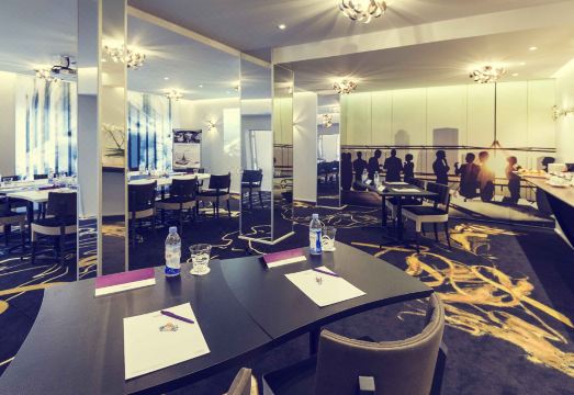 Hôtel Mercure Paris Place d'Italie 지하철역 위치